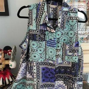 Women's 1X hi-lo, button down, sleeveless top